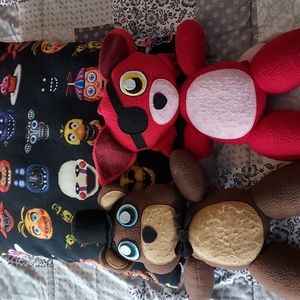 Five Nights at Freddy's 2 stuffed animals with pillow.